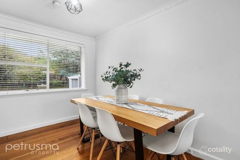 Property photo of 9 Henley Street Lindisfarne TAS 7015