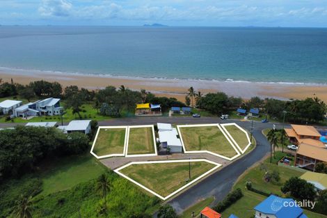 2 Owen Jenkins Dr, Sarina Beach, QLD 4737