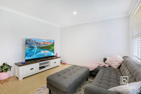 Property photo of 2/15 Brickendon Avenue Mardi NSW 2259