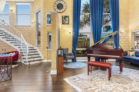 Property photo of 12 De Havilland View Maylands WA 6051