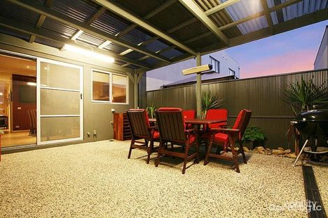 Property photo of 5 Meyers Lane Caroline Springs VIC 3023