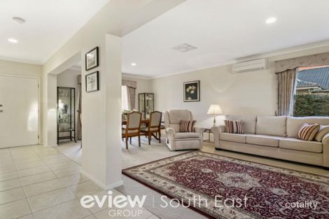 Property photo of 14 Atkinson Drive Berwick VIC 3806