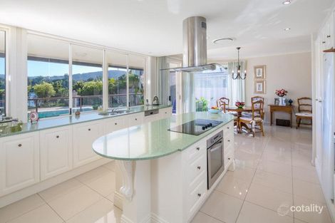 Property photo of 31 Brittany Drive Oxenford QLD 4210