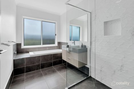 Property photo of 13 Fortescue Street Pimpama QLD 4209