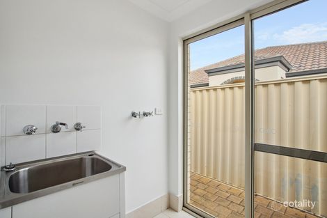 Property photo of 6 Graceland Avenue Landsdale WA 6065