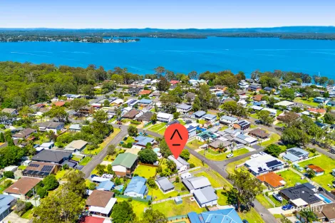 1 Muraban Rd, Summerland Point, NSW 2259