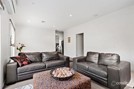Property photo of 2/251 Dromana Parade Safety Beach VIC 3936