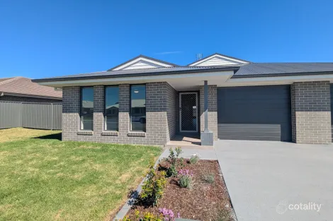 1/20 Lakeside Cct, Cessnock, NSW 2325