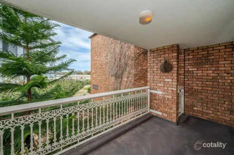 11/5 Melville Pl, South Perth, WA 6151