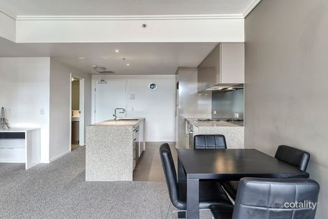 Property photo of 30105/2 Harbour Road Hamilton QLD 4007