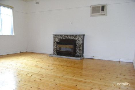 Property photo of 10 Vincent Avenue St Albans VIC 3021