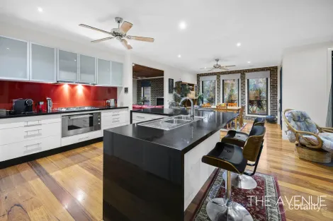 28 Whitehead St, Blairgowrie, VIC 3942