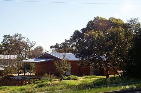 7 Scott St, Greenmount, WA 6056