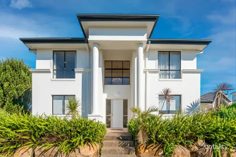Property photo of 1 Elfin Street Robina QLD 4226