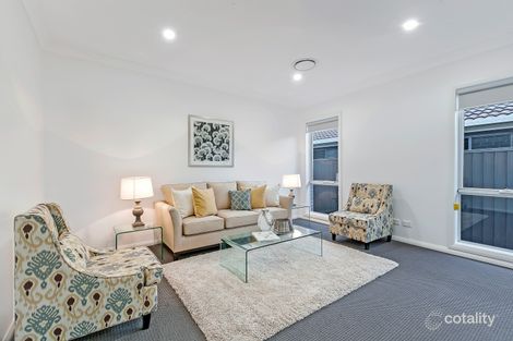 Property photo of 7 Dutch Place Oakhurst NSW 2761