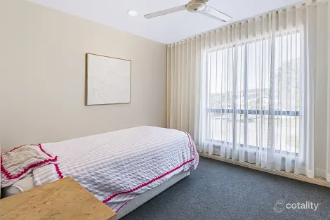 Property photo of 1 Elfin Street Robina QLD 4226