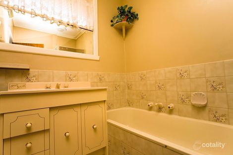 Property photo of 17 Krambruk Street Sunshine West VIC 3020