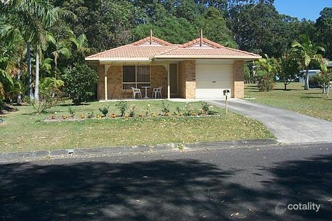 13 Gilba Ave, Ocean Shores, NSW 2483