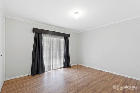 Property photo of 64 Taylors Lane Strathfieldsaye VIC 3551