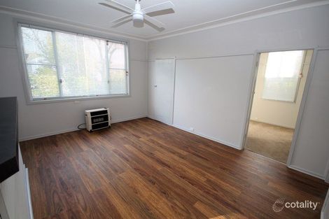 Property photo of 5 McDonough Avenue Mount Austin NSW 2650