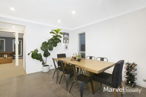 Property photo of 7 Garrett Lane Middleton Grange NSW 2171