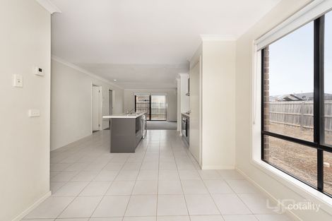 Property photo of 9 Spearfelt Street Kurunjang VIC 3337