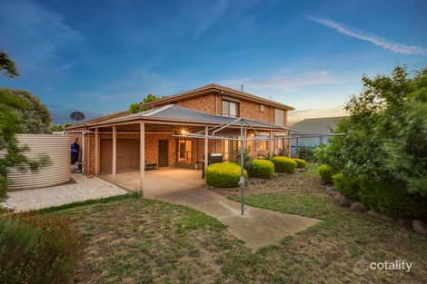 Property photo of 40 Golden Way Hillside VIC 3037