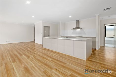 Property photo of 20 Greenie Chase Southern River WA 6110