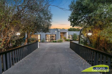 2 Woodlands Gr, Safety Beach, VIC 3936