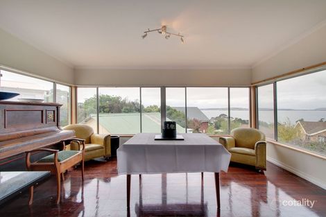 110 Roslyn Ave, Blackmans Bay, TAS 7052