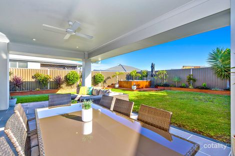 Property photo of 13 Lindwall Avenue Pottsville NSW 2489