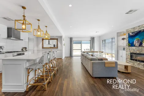 3 Brigalow St, Banksia Grove, WA 6031