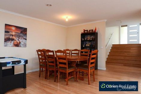 Property photo of 23 Oconnell Street Berwick VIC 3806