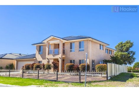 Property photo of 2 Colchester Circuit Roxburgh Park VIC 3064