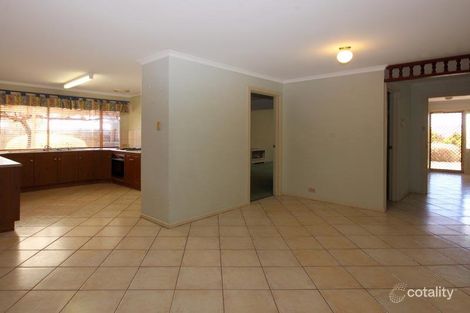 Property photo of 2 Mahogany Court Craigmore SA 5114