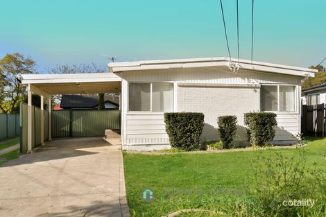 Property photo of 7 Wright Close Georges Hall NSW 2198