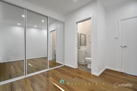 Property photo of 7 Wright Close Georges Hall NSW 2198