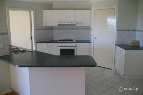 Property photo of 66 Broderick Road Carrum Downs VIC 3201