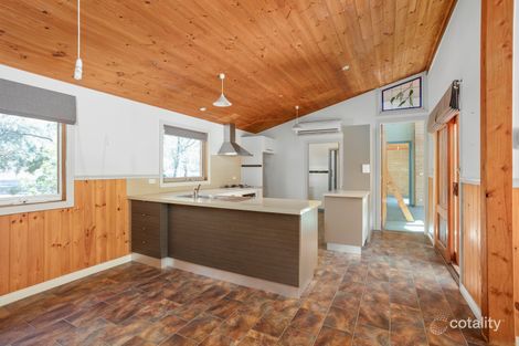 Property photo of 165 Eaglehawk-Neilborough Road Eaglehawk VIC 3556