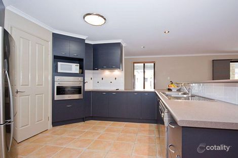 Property photo of 5 Lake Breeze Drive Windaroo QLD 4207