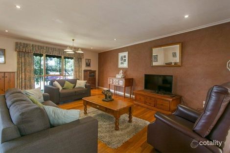 Property photo of 30 Excelsior Drive Frankston North VIC 3200
