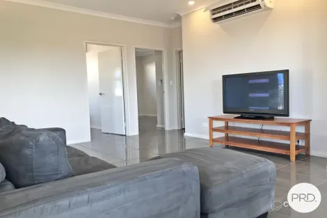 Property photo of 4/101 Tanami Drive Bilingurr WA 6725