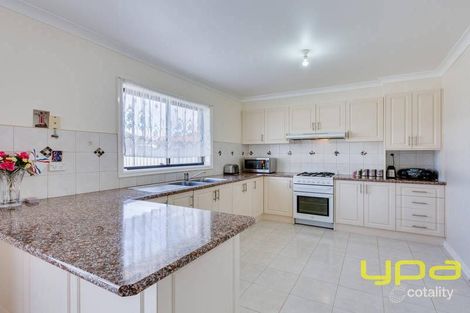 Property photo of 3 Ballybunion Avenue Craigieburn VIC 3064