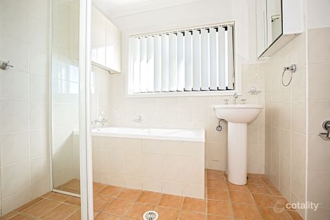Property photo of 6 Chappel Avenue Green Valley NSW 2168