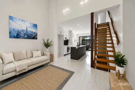 5/255 Cavendish Rd, Coorparoo, QLD 4151