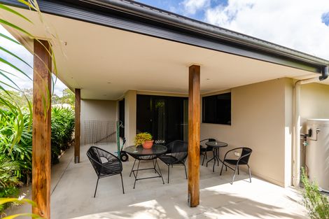 Property photo of 20 Links Court Kin Kora QLD 4680