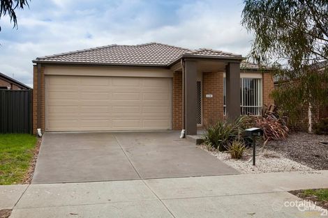 8 Seville St, Pakenham, VIC 3810