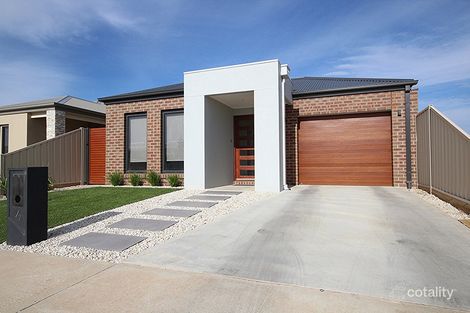 Property photo of 2/7 Rissmann Drive Horsham VIC 3400