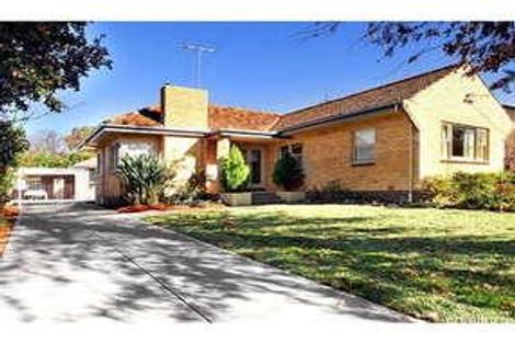 31 Station Rd, Rosanna, VIC 3084