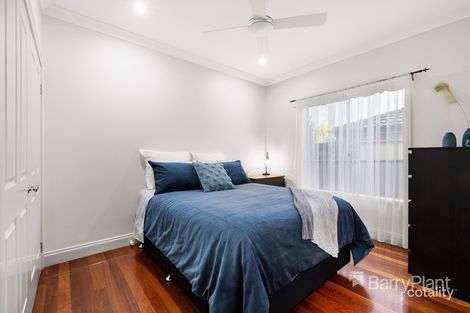 Property photo of 9 Taree Place Mill Park VIC 3082